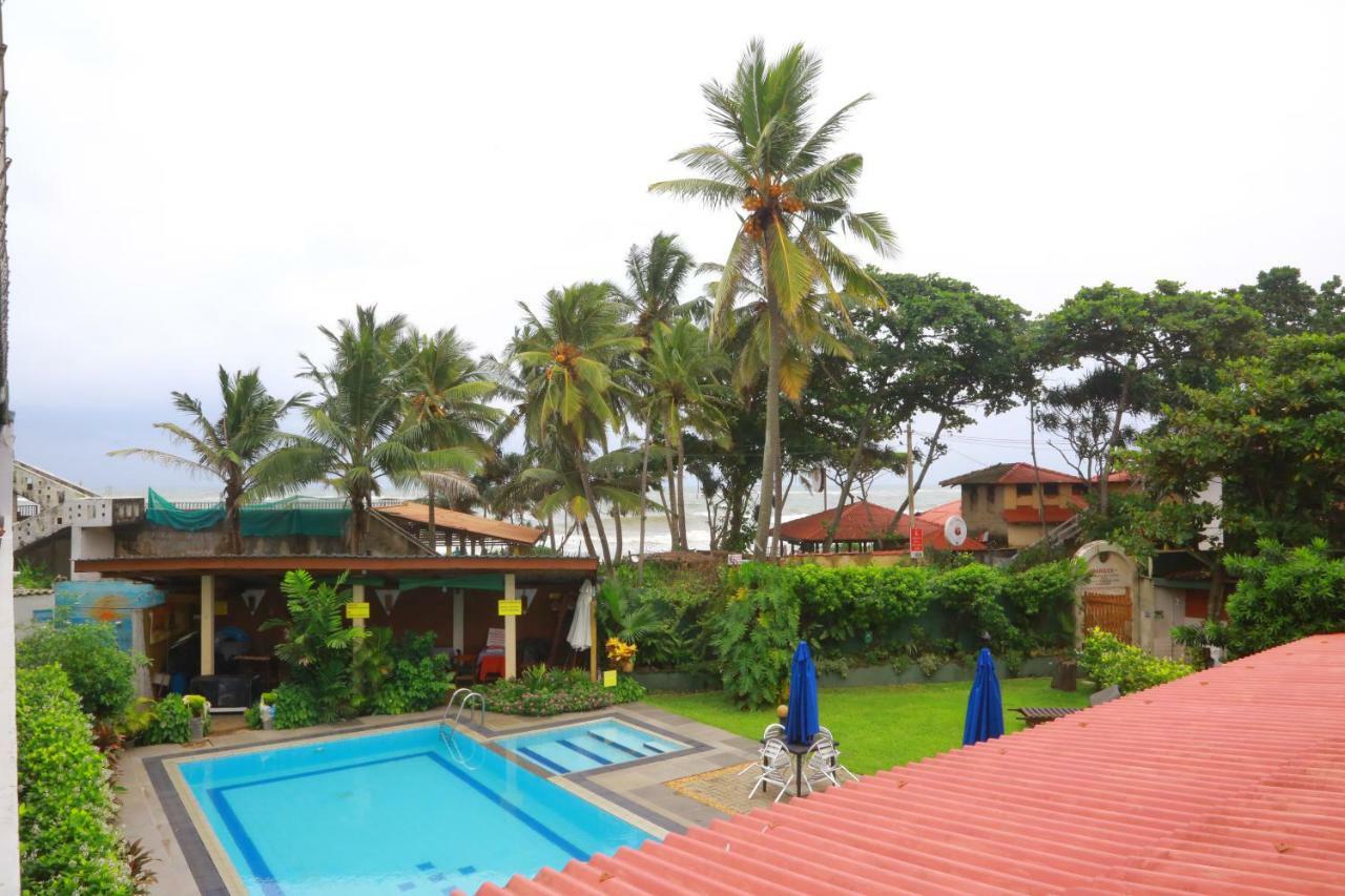 Ranveli Beach Resort Dehiwala-Mount Lavinia Exterior photo